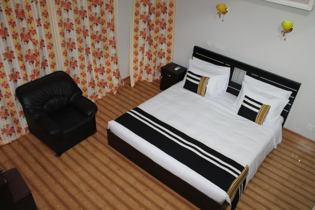 Dhonfulhafi Inn Maalhos  Quarto foto